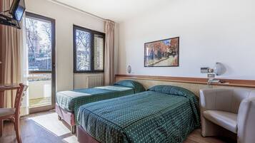 Literie de qualité supérieure, minibar, bureau