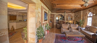 Akuzun Hotel