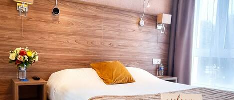 Comfort dubbelrum | Skrivbord, strykjärn/strykbräda, gratis barnsängar och gratis wi-fi