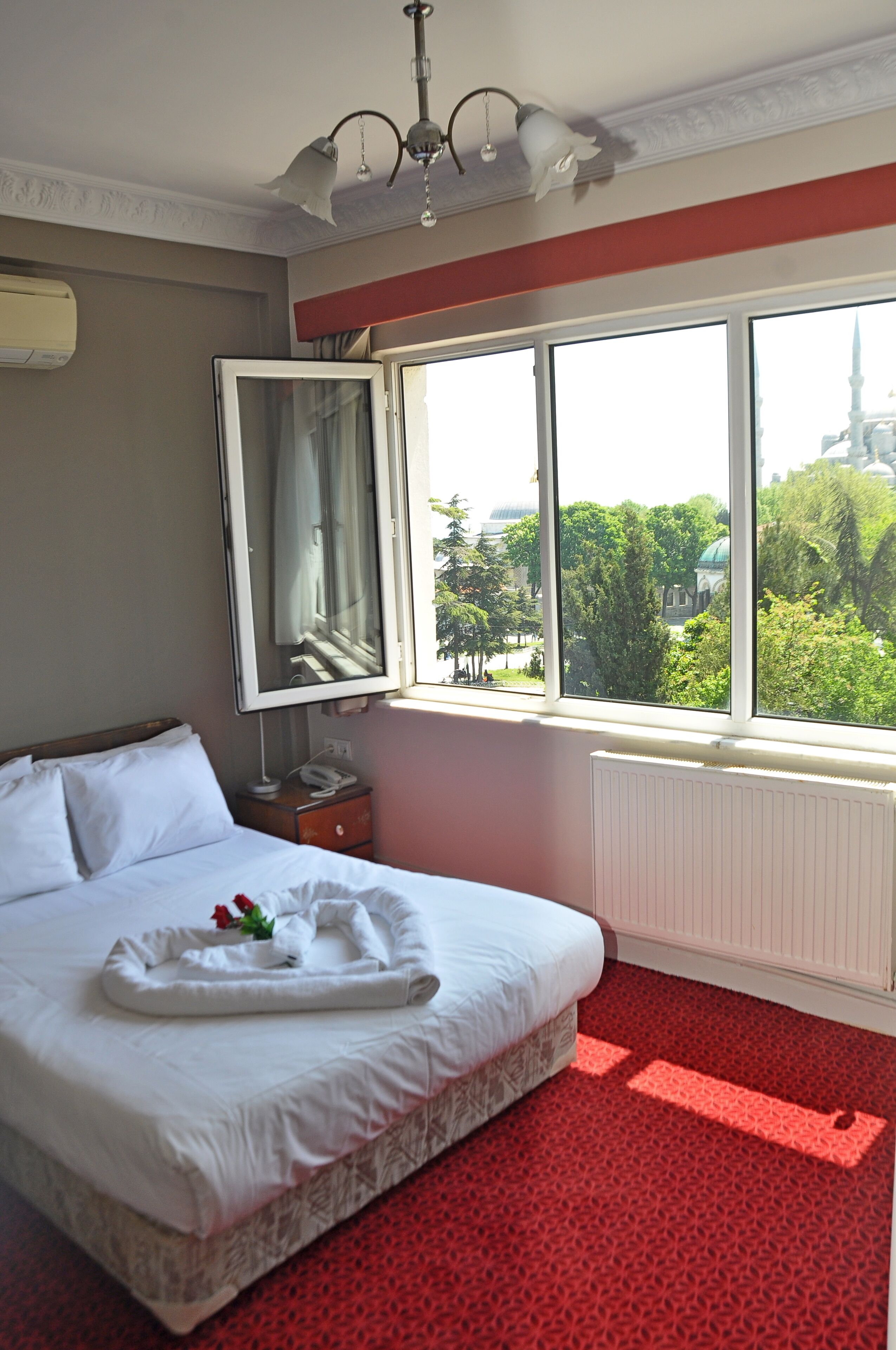 熨斗/熨板、免费 WiFi、床单