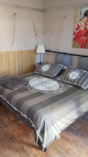 Desk, free cribs/infant beds, free WiFi - La Papaya (Pisa)