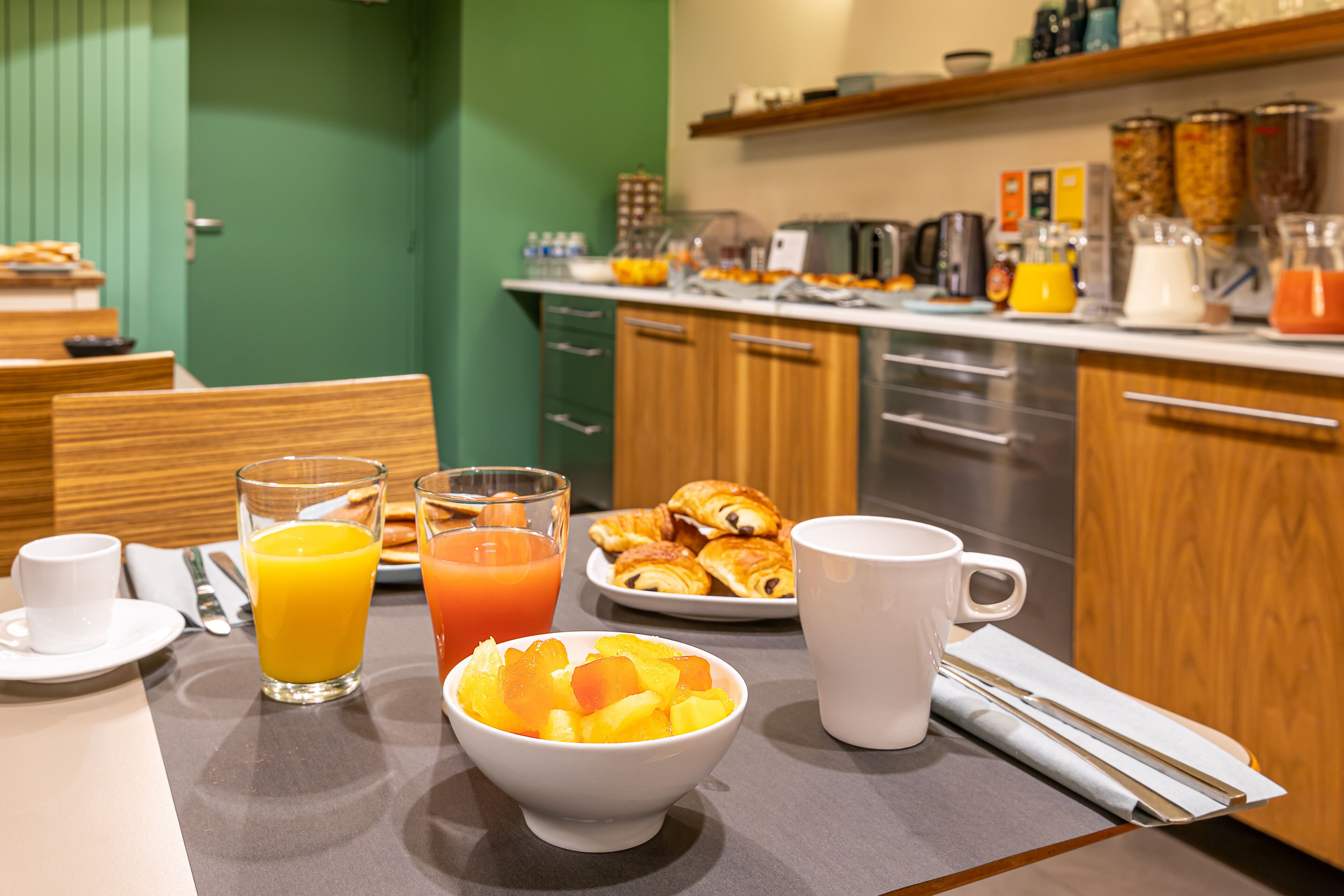 daily buffet breakfast (eur 13 per person)