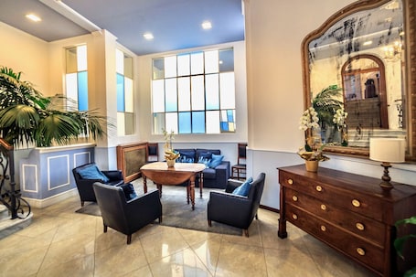 Sala de estar en el lobby
