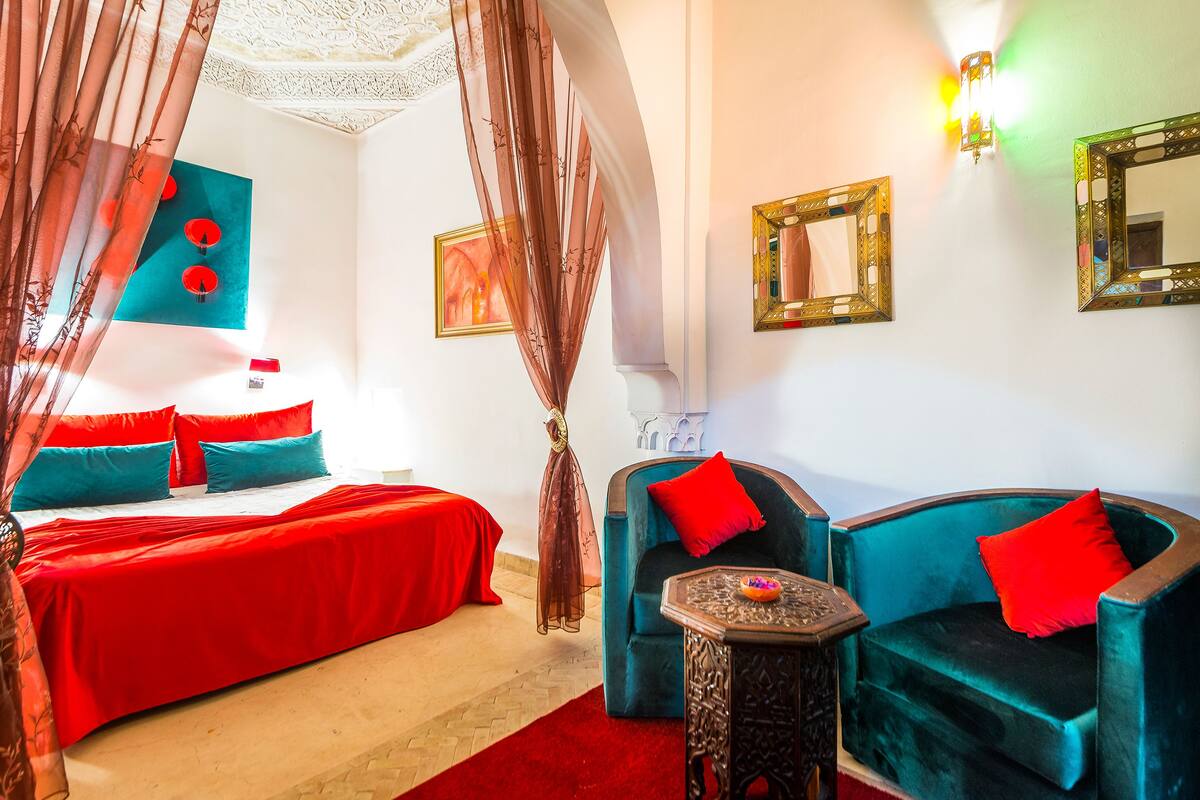 Superior Suite, Ensuite, Pool View