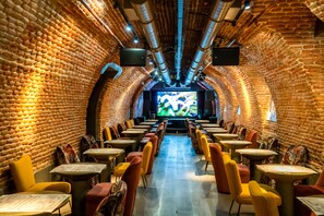 Daily buffet breakfast for a fee - Windsor Puerta del Sol (Madrid)
