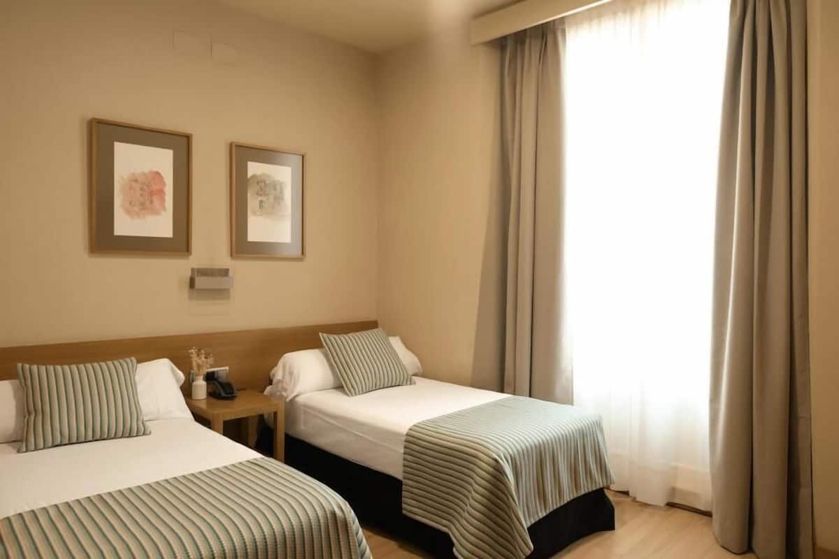 1 phòng ngủ, bộ đồ giường cao cấp, chăn bông, minibar