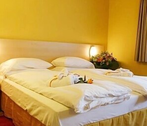 Minibar, in-room safe, desk, blackout drapes - Cepina (Valdisotto)