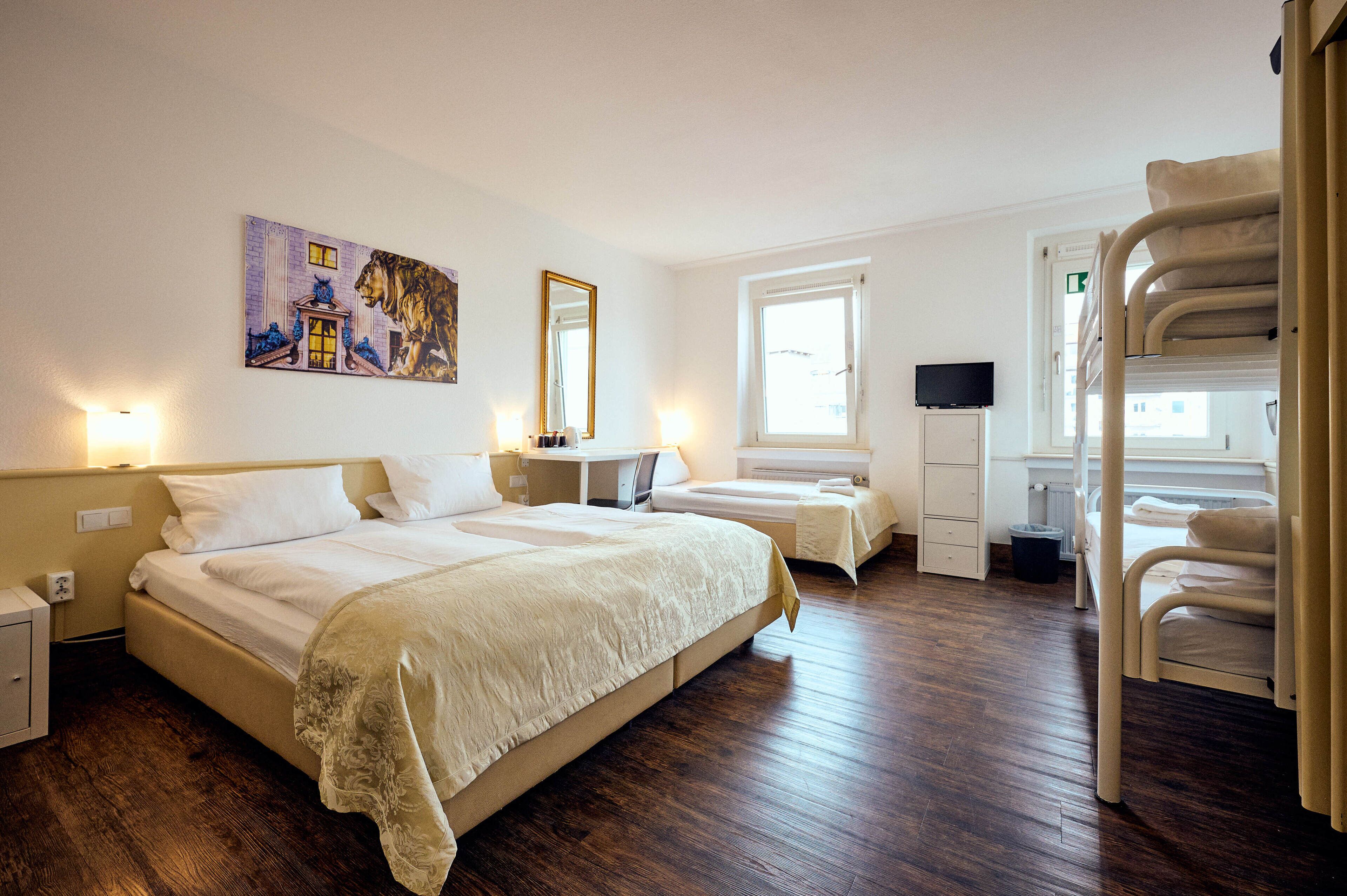 Chambre Quadruple | Wi-Fi gratuit, draps fournis