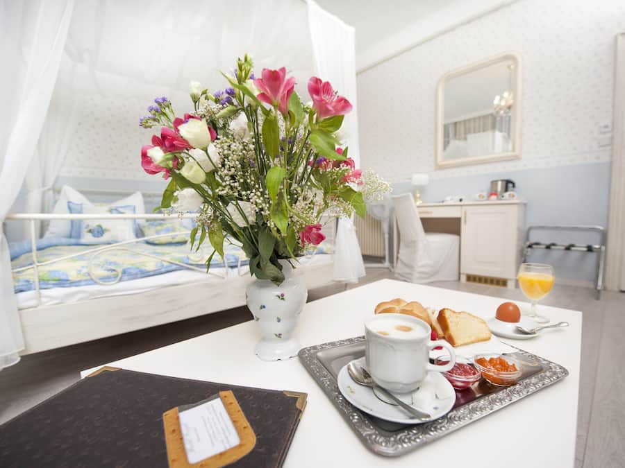 Superior Double Room | Hypo-allergenic bedding, minibar, in-room safe, desk