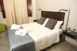Double Room | In-room safe, desk, iron/ironing board, cribs/infant beds