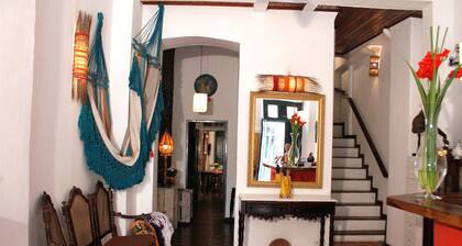 Studio Do Carmo Boutique Hotel