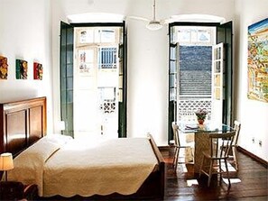 Minibar, in-room safe, free WiFi - Studio Do Carmo Boutique Hotel (Salvador)