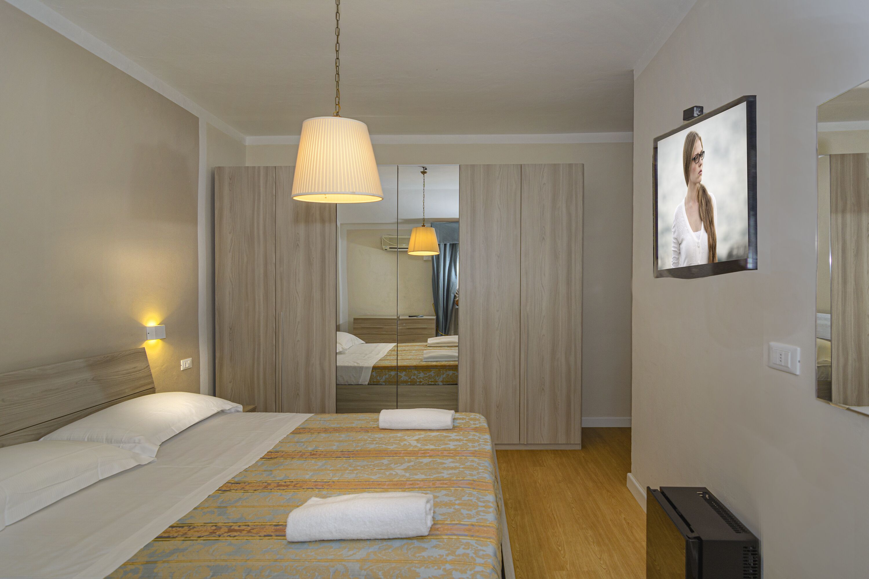standard double room | hypo-allergenic bedding, minibar, in-room safe, free wifi