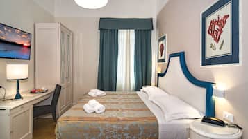 Standard Double Room | Hypo-allergenic bedding, minibar, in-room safe, free WiFi