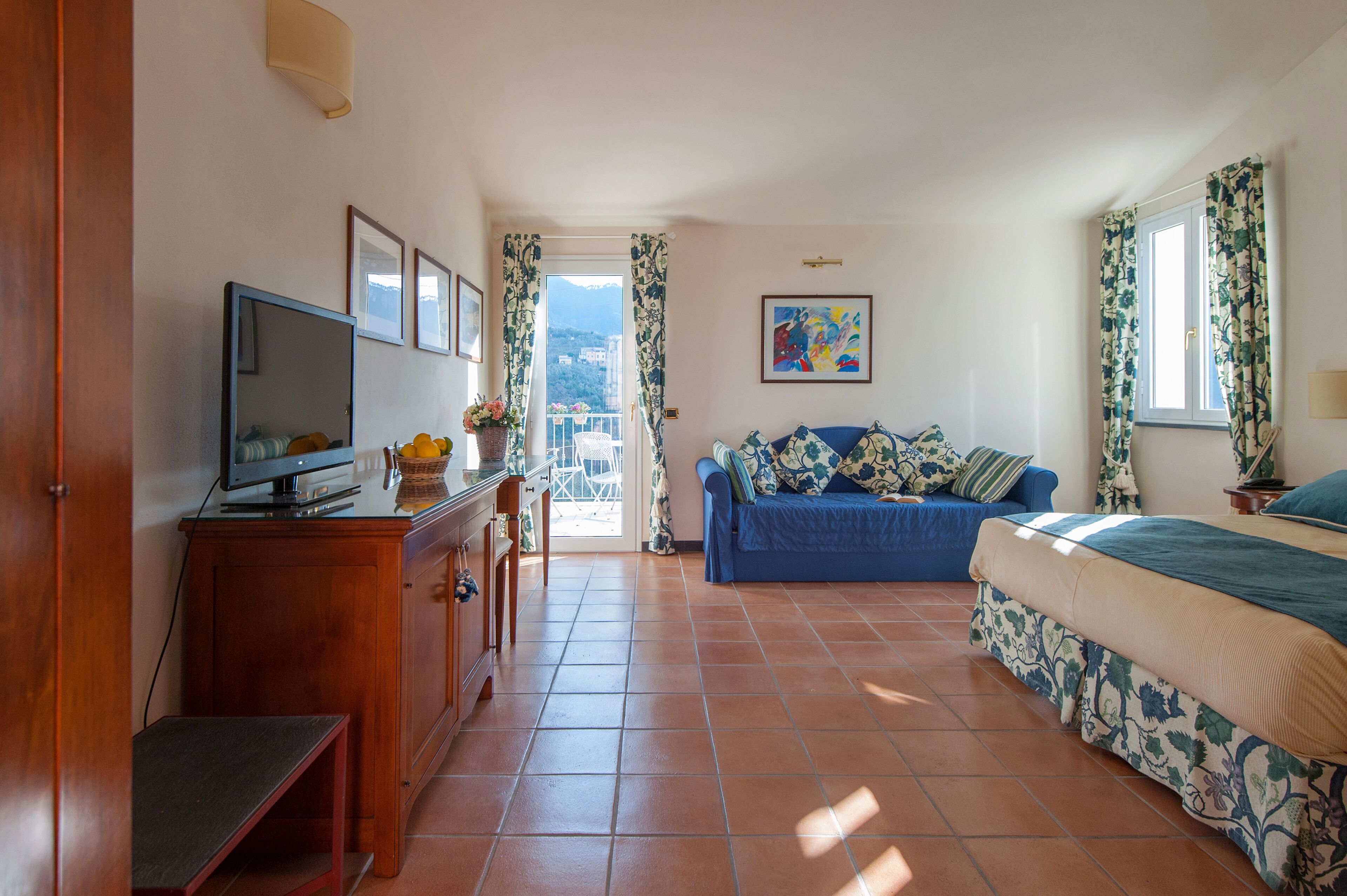 double room, balcony, sea view | 1 bedroom, premium bedding, down duvets, minibar
