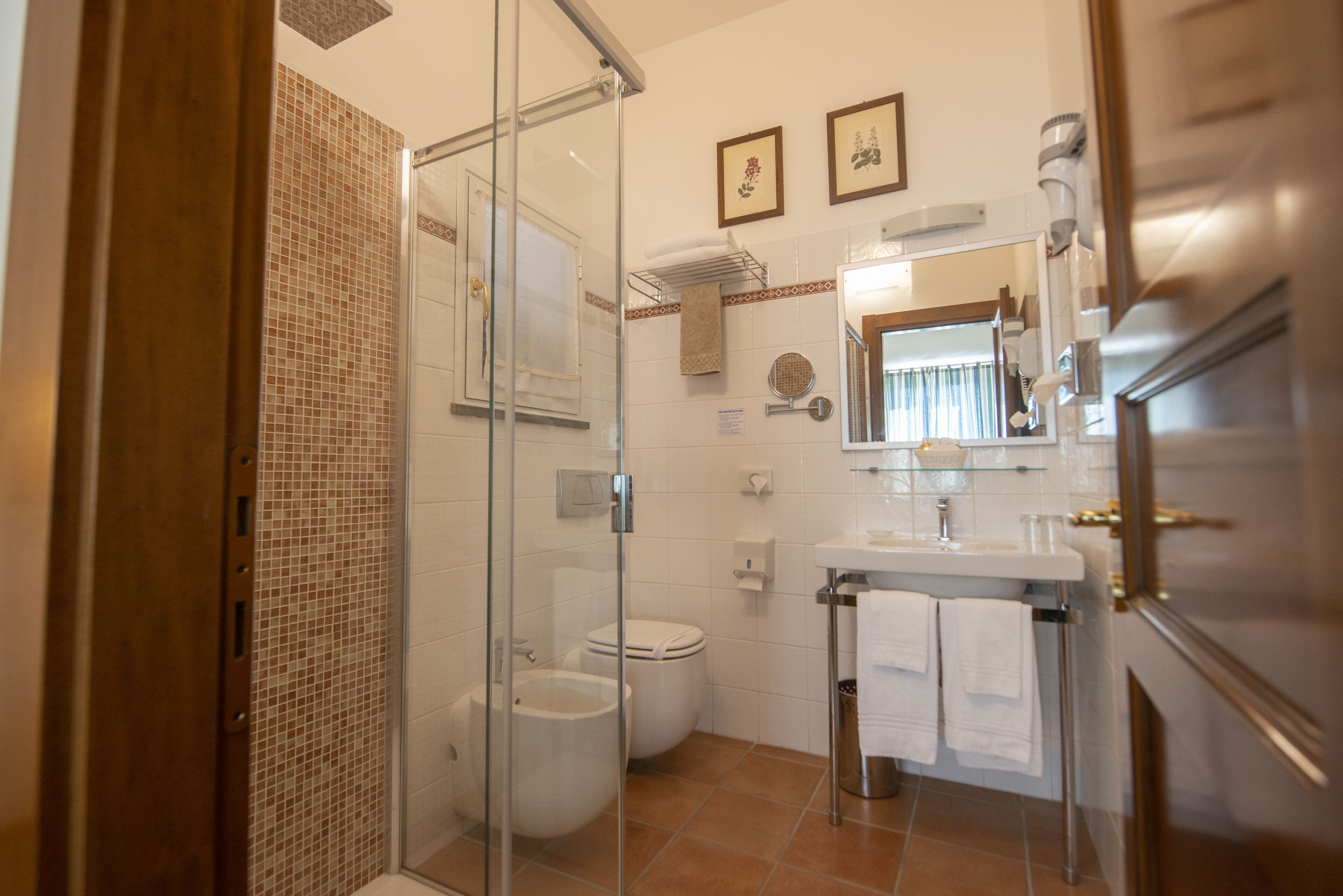 double room, sea view | bathroom | shower, designer toiletries, hair dryer, bidet