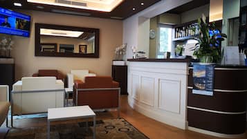 酒吧(店内)