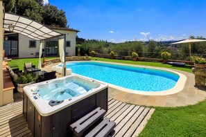 Outdoor spabad