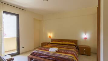 Literie de qualité supérieure, coffres-forts dans les chambres