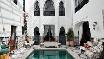 Piscina al coperto