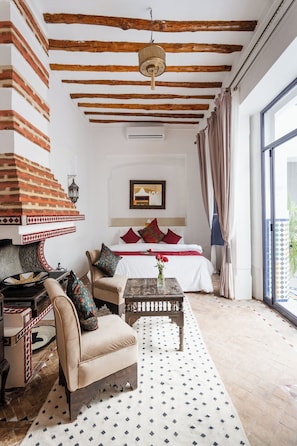 Deluxe Double or Twin Room
