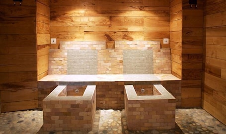 Un sauna, baño turco/hammam, aromaterapia, masajes