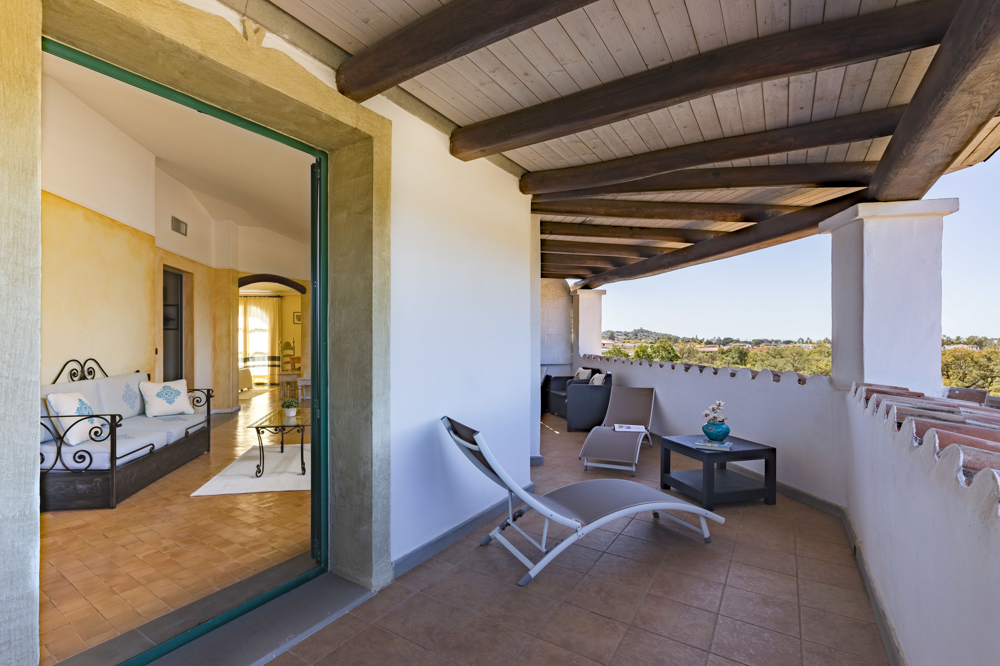 Suite, terrazzo | Minibar, una cassaforte in camera, una scrivania, insonorizzazione