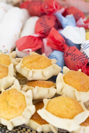 Daily buffet breakfast (EUR 15 per person)