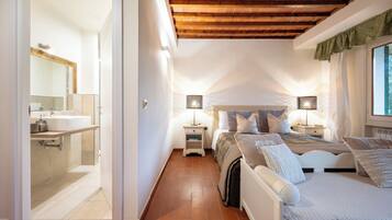 Duntäcken, minibar, värdeförvaringsskåp på rummet och gratis wi-fi