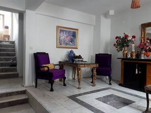 Interior entrance - Anzac Golden Bed (Kusadasi)