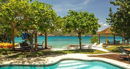 Seagrapes 5br by Jamaican Treasures