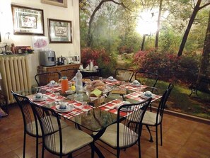 Breakfast area - Soggiorno Petrarca (Florence)