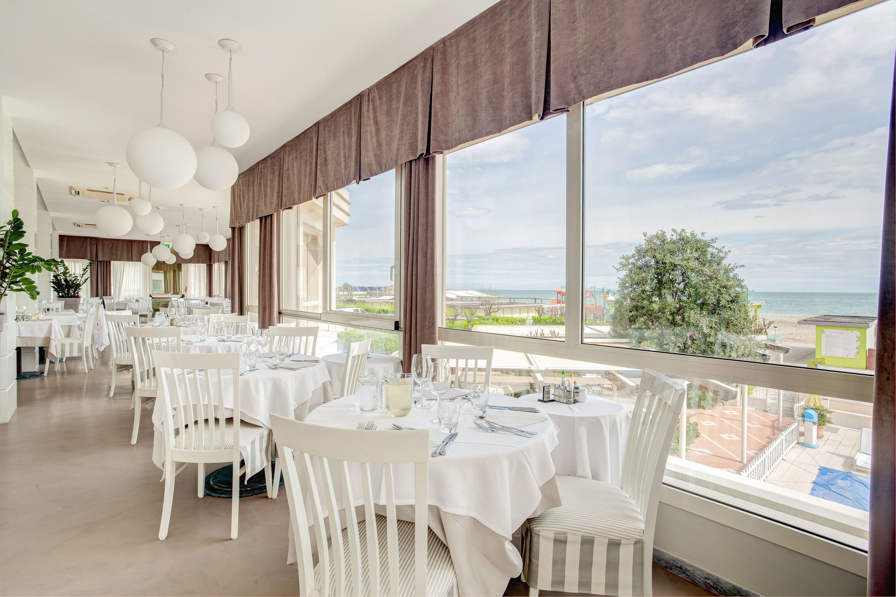 Photo - Hotel Majestic