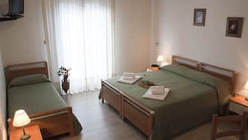 Triple Room | Frette Italian sheets, premium bedding, down duvets, pillow-top beds