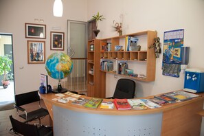 Reception - Le Giare B&B (Riposto)