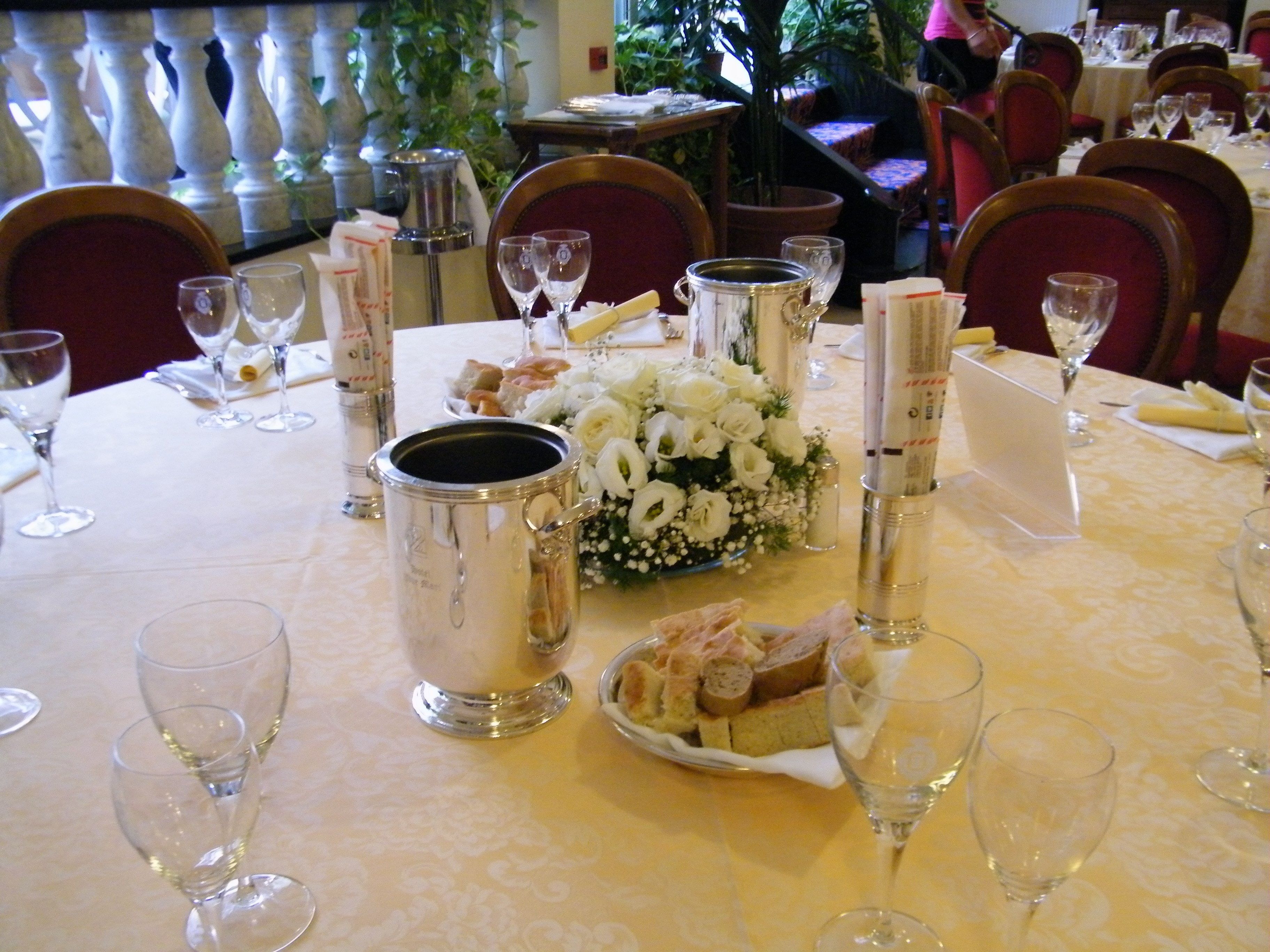 lunch and dinner served, regional cuisine