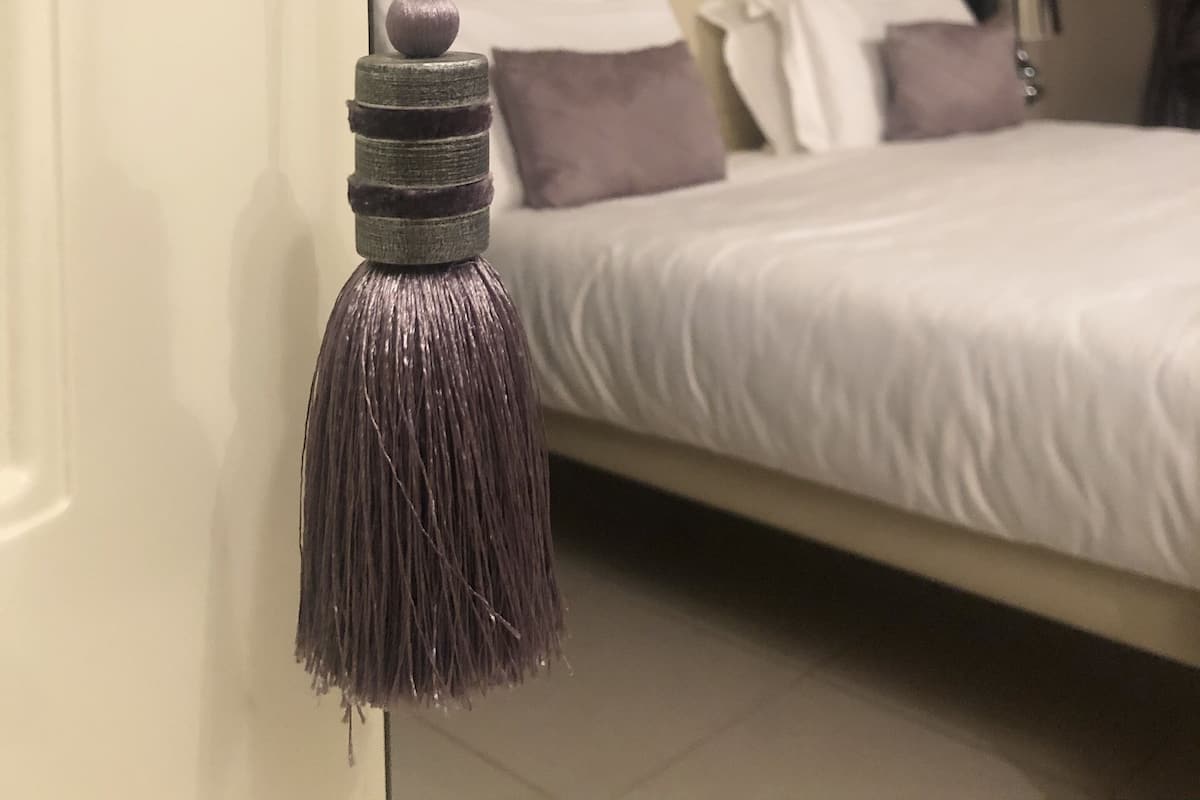 1 bilik tidur, peralatan tempat tidur premium, gebar bulu kapas