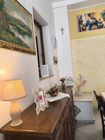 Televisión de pantalla plana, Netflix, libros