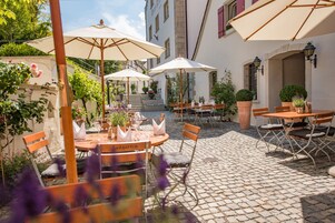 Dinner served, German cuisine