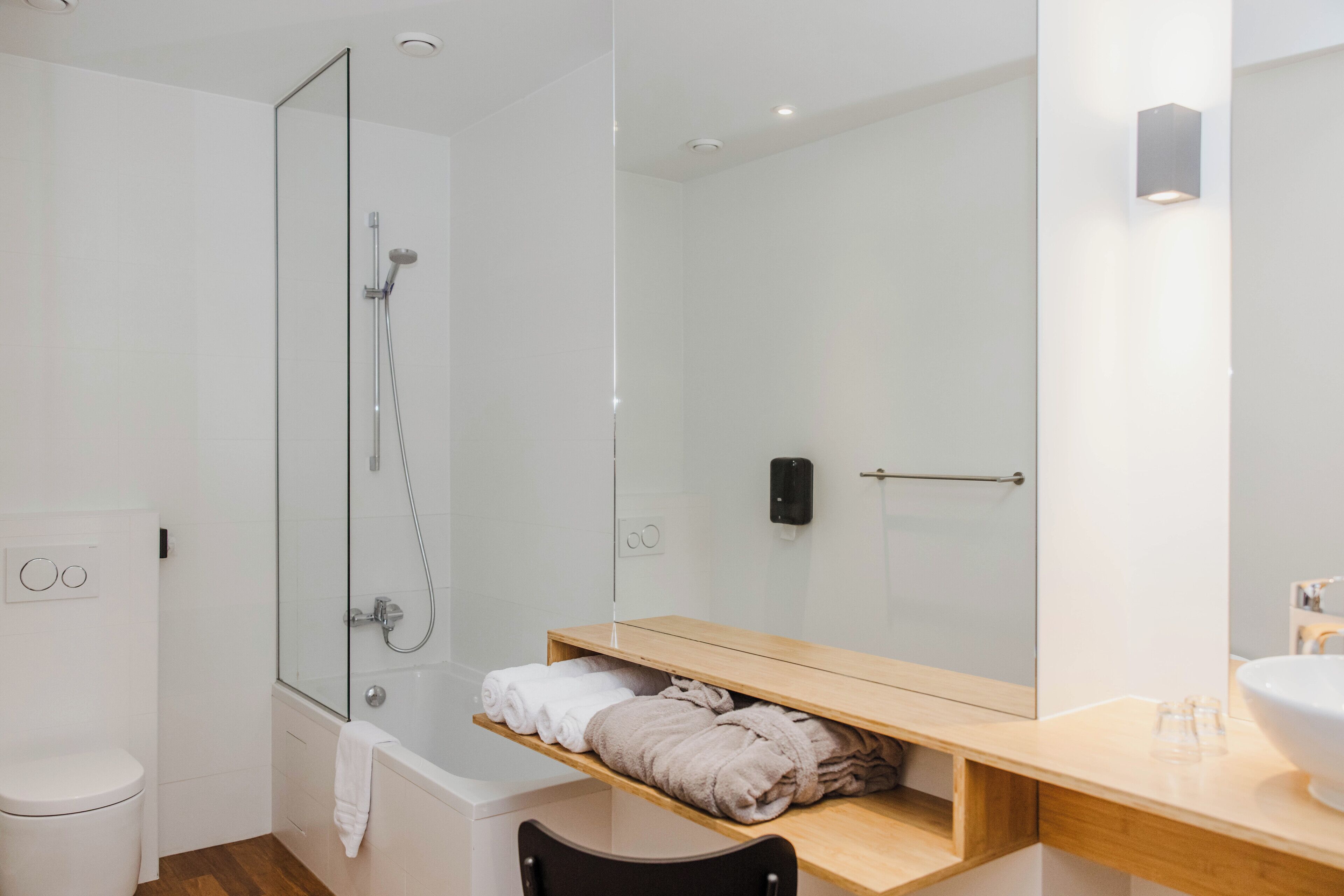 executive double room | 1 bedroom, premium bedding, in-room safe, desk