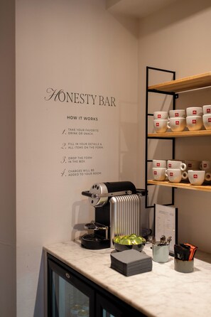 Minibar - A Place - Boutique Hotel Emile (Antwerp)