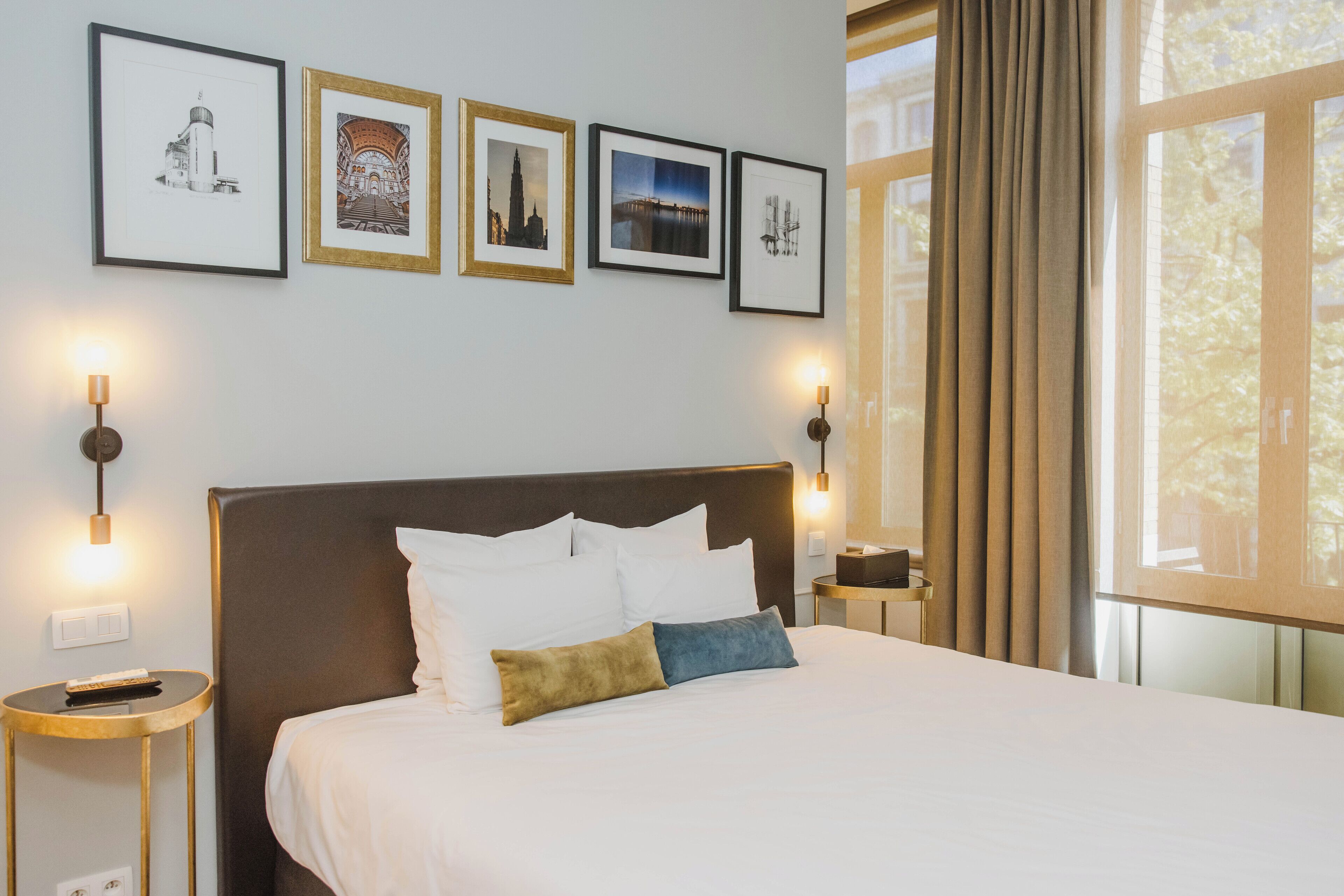 executive double room | 1 bedroom, premium bedding, in-room safe, desk