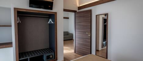 Monolocale Classic, 1 letto matrimoniale o 2 letti singoli (2 people) | Copriletto in piuma, materassi Select Comfort, una cassaforte in camera