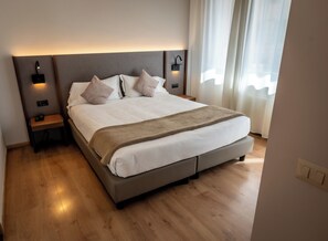 Monolocale Classic, 1 letto matrimoniale o 2 letti singoli (2 people) | Copriletto in piuma, materassi Select Comfort, una cassaforte in camera