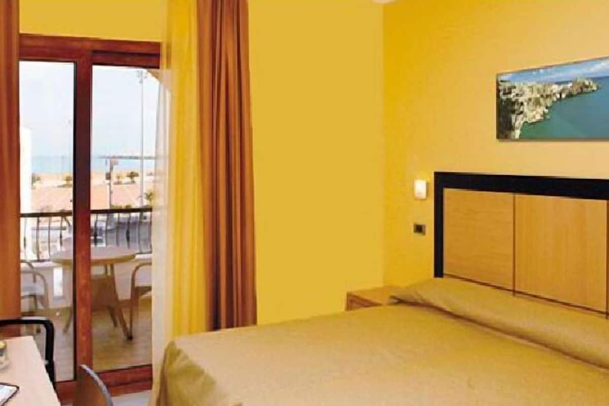 minibar, in-room safe, desk, soundproofing