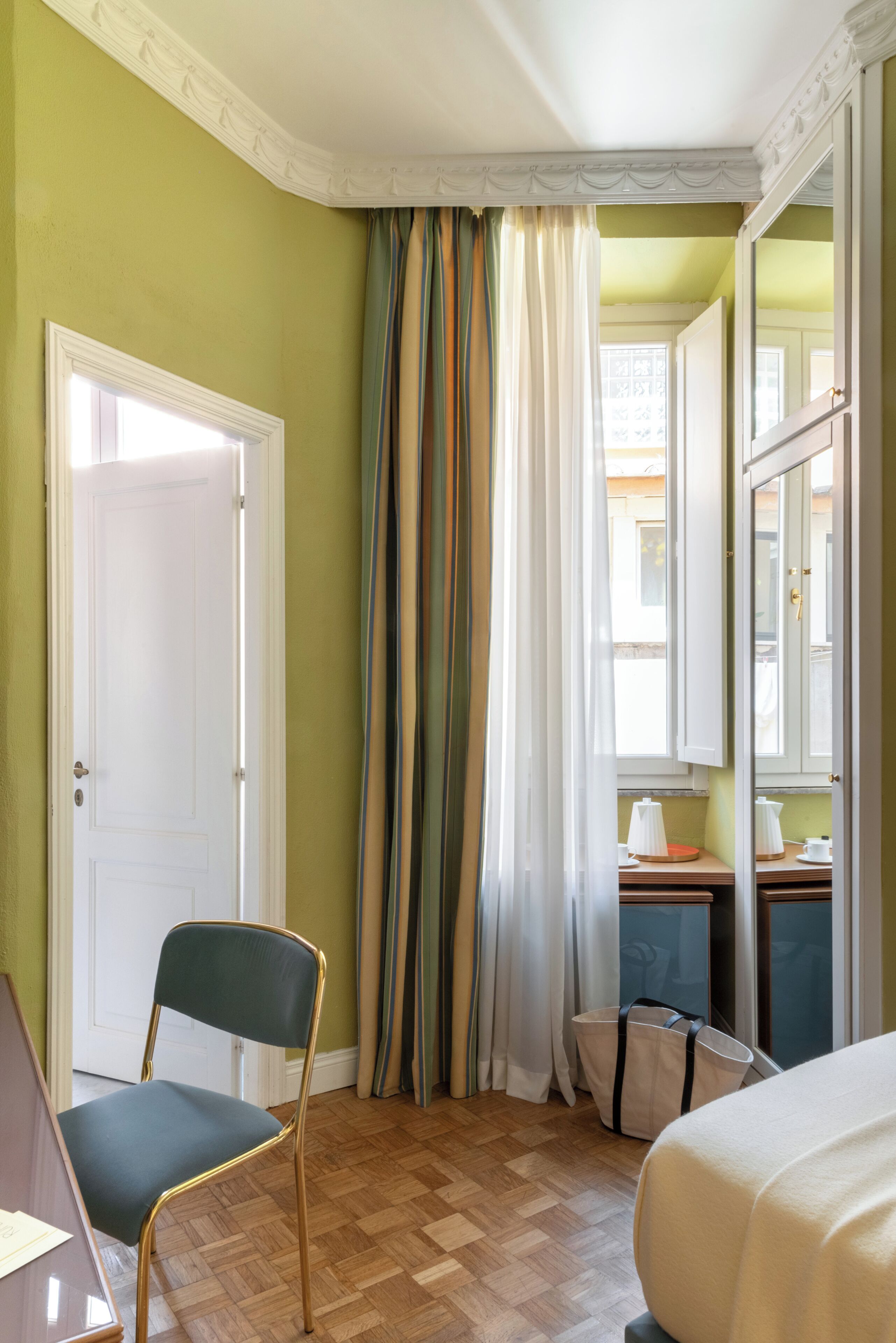 Literie de qualité supérieure, couette en duvet d'oie, minibar