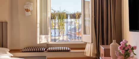 Studiosvit | Sängtillbehör av högsta kvalitet, duntäcken och minibar