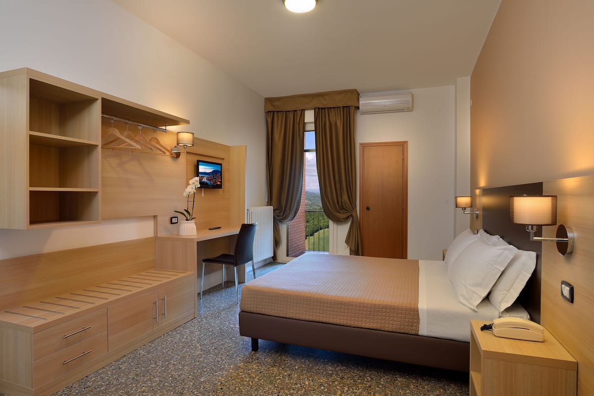 Double Room | Select Comfort beds, desk, free WiFi