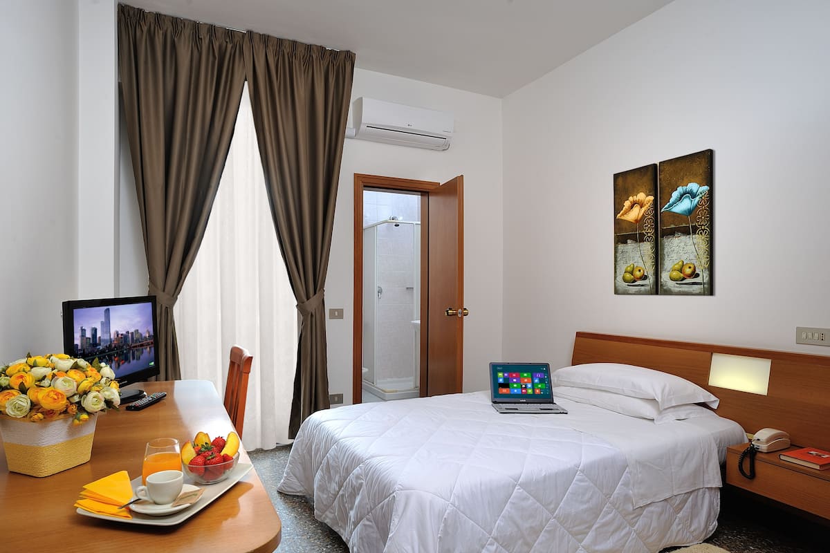 Single Room | Select Comfort beds, desk, free WiFi