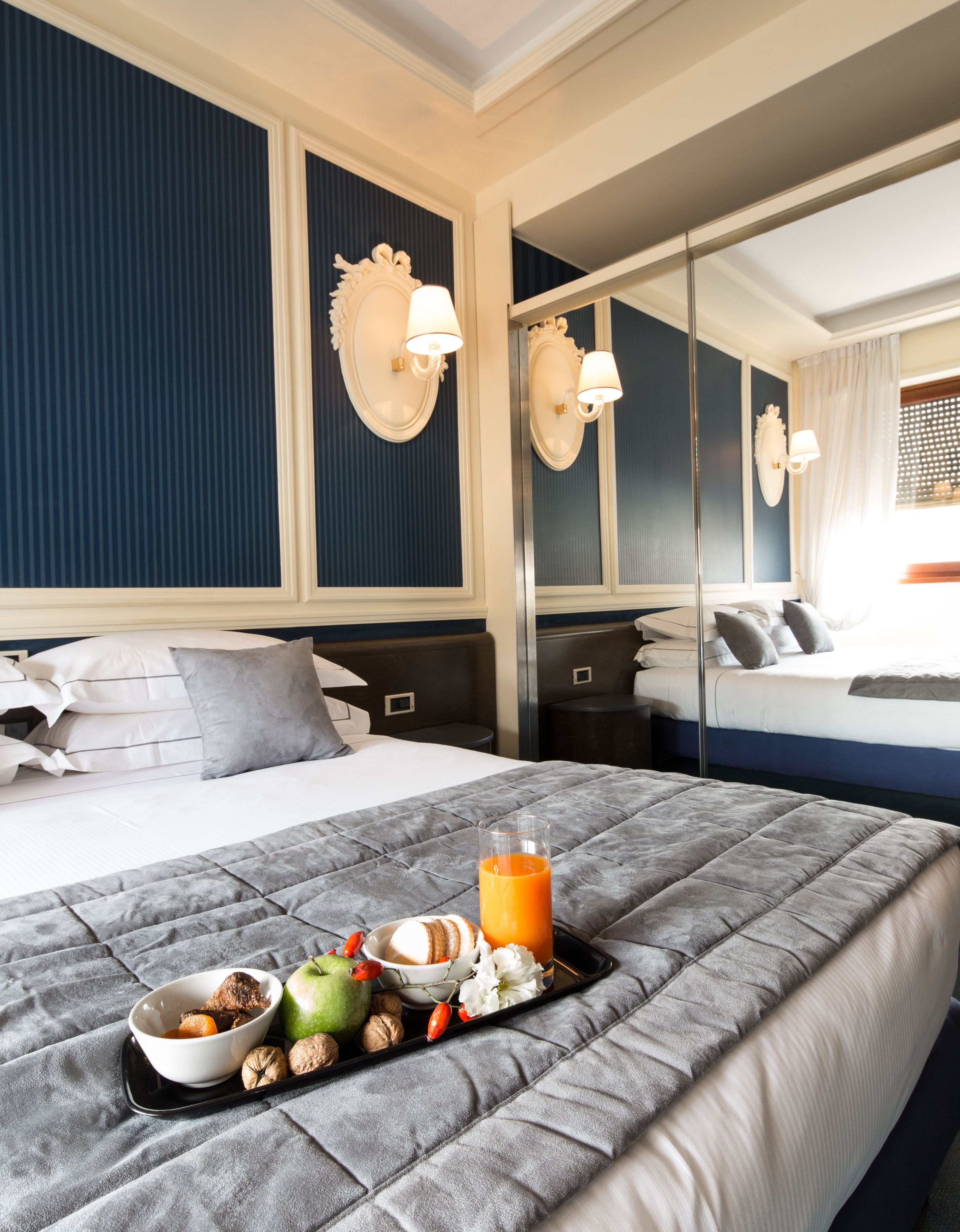 room service – dining